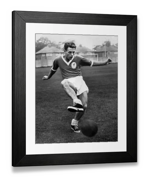 Framed Print : Liverpool footballer Gordon Milne training at Melwood. December 1961