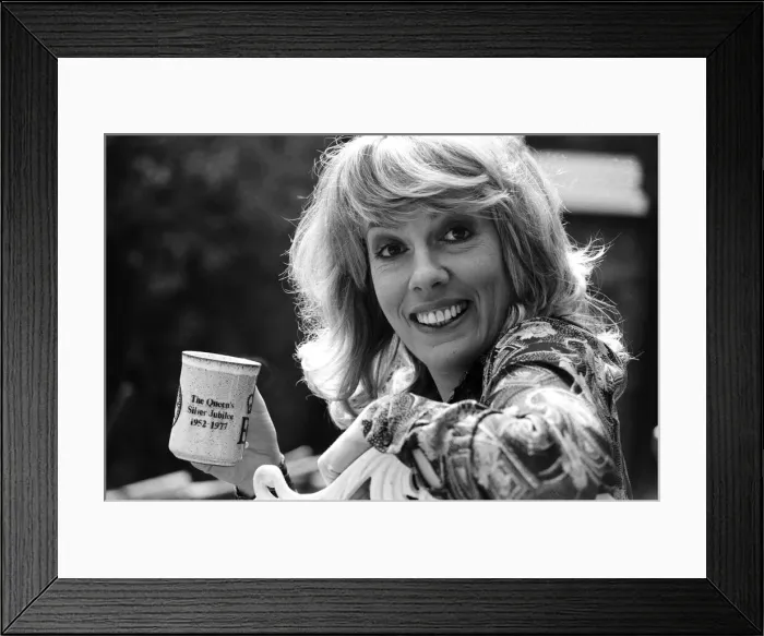 Framed Print : Esther Rantzen enjoys a cup of tea at home. 15th May 1978 Framed Print : Esther Rantzen enjoys a cup of tea at home. 15th May 1978