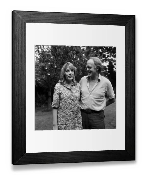 Framed Print : Desmond Wilcox and Esther Rantzen pictured at home. 9th August 1980 Framed Print : Desmond Wilcox and Esther Rantzen pictured at home. 9th August 1980