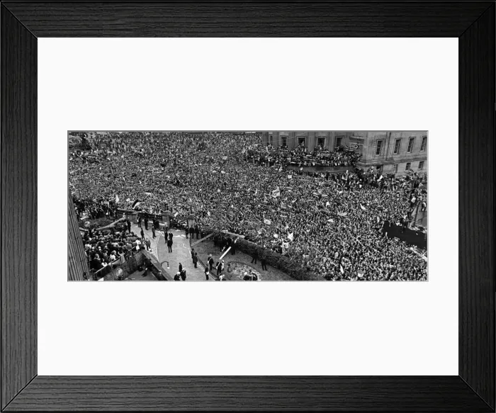 Framed Print : Aerial view showing William Brown Street in Central Liverpool