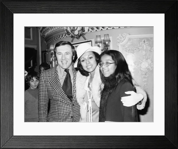 Framed Print : Diahann Carroll, American Singer and Actress, with fiance David Frost Framed Print : Diahann Carroll, American Singer and Actress, with fiance David Frost