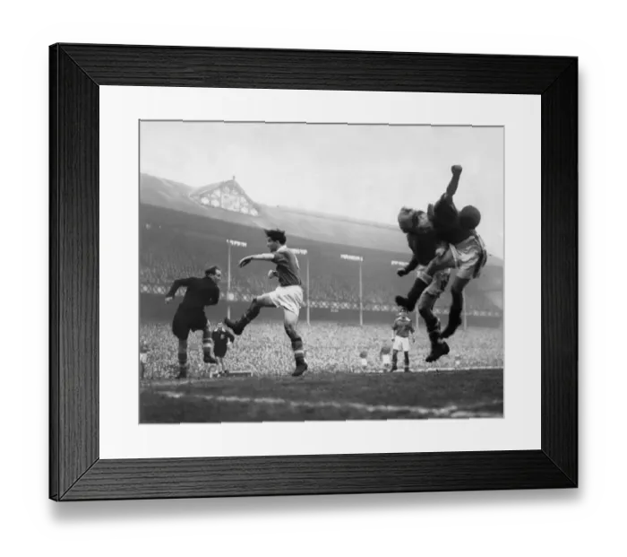 Framed Print : FA Cup Fourth Round match Goodison Park. Everton 0 v Liverpool 4 Framed Print : FA Cup Fourth Round match Goodison Park. Everton 0 v Liverpool 4
