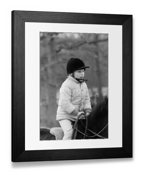 Framed Print : The Royal Family leave St Mary Magdalene Church, Sandringham, Norfolk