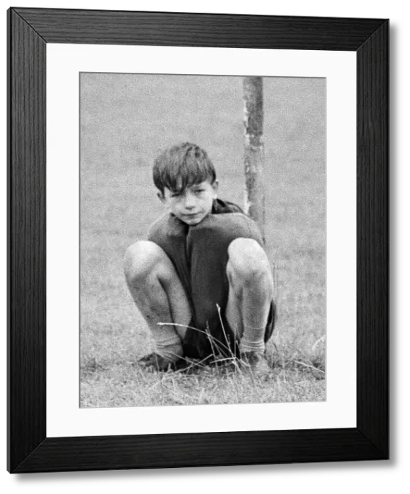 Framed Print : David Bradley, (aged 14) playing the part of Billy Casper, pictured with his Kestral Framed Print : David Bradley, (aged 14) playing the part of Billy Casper, pictured with his Kestral