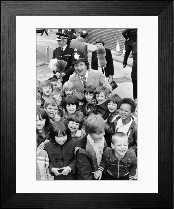 Framed Print : Ken Dodd at a Liverpool Police Station. 7th June 1979 Framed Print : Ken Dodd at a Liverpool Police Station. 7th June 1979