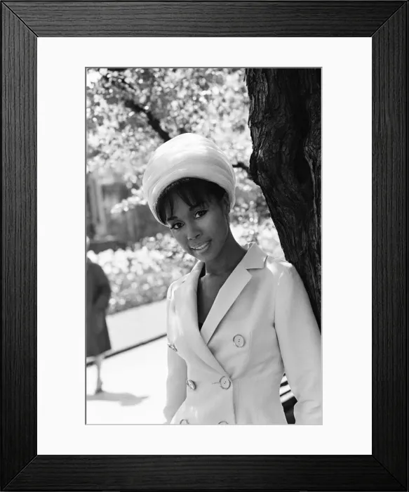 Framed Print : Diahann Carroll, American Singer and Actress, photo-call at Victoria Embankment Gardens Framed Print : Diahann Carroll, American Singer and Actress, photo-call at Victoria Embankment Gardens