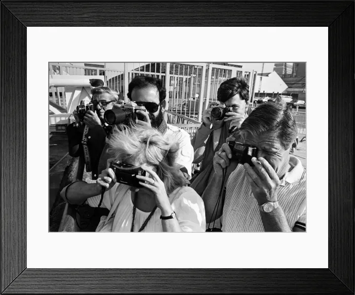 Framed Print : Queen Elizabeth II visits Port Sunlight as part of its 100th birthday celebrations
