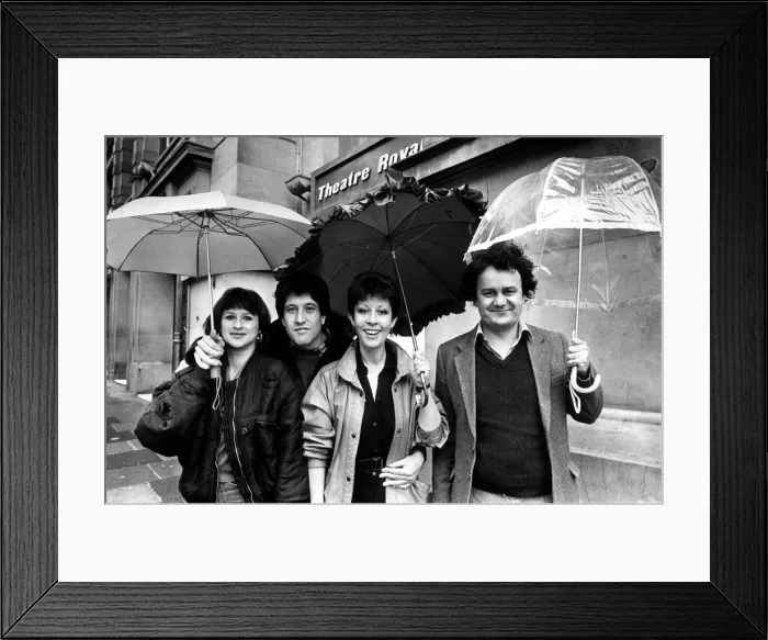 Framed Print : Singer Helen Shapiro who is appearing at the Theatre Royal in Newcastle in Willy
