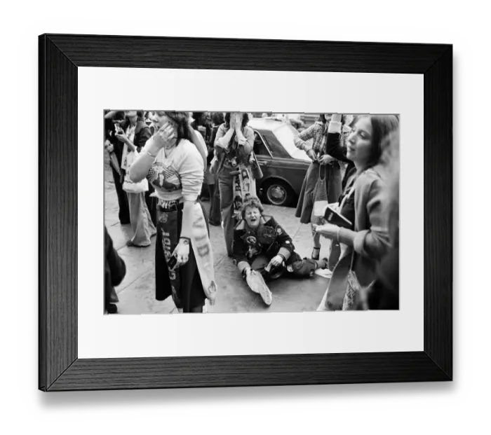 Framed Print : David Cassidy at Thames TV. The pavement outside the studio was crowded with his fans Framed Print : David Cassidy at Thames TV. The pavement outside the studio was crowded with his fans