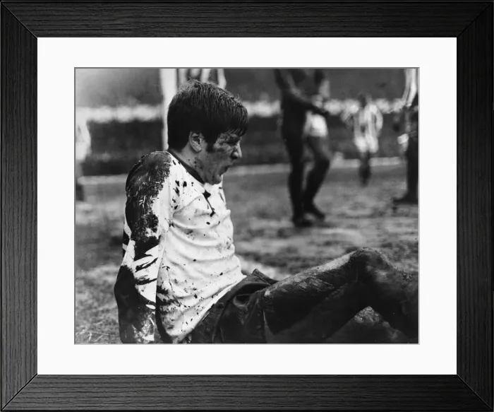Framed Print : English League Division One match at Roker Park. Sunderland 0 v Liverpool 2 Framed Print : English League Division One match at Roker Park. Sunderland 0 v Liverpool 2