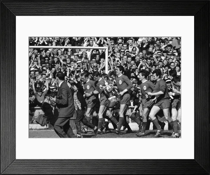 Framed Print : English League Division One match at Anfield. Liverpool defeat Chelsea by 2 goals Framed Print : English League Division One match at Anfield. Liverpool defeat Chelsea by 2 goals