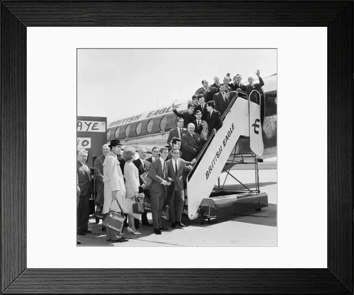 Framed Print : Liverpool football team at Speke Airport before their flight to Milan where they will Framed Print : Liverpool football team at Speke Airport before their flight to Milan where they will