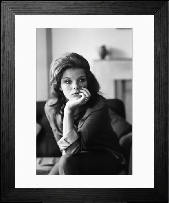 Framed Print : Samantha Eggar, British actress is interviewed by Donald Zec, Daily Mirror Journalist Framed Print : Samantha Eggar, British actress is interviewed by Donald Zec, Daily Mirror Journalist
