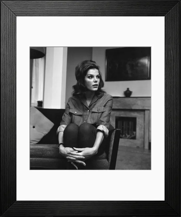 Framed Print : Samantha Eggar, British actress is interviewed by Donald Zec, Daily Mirror Journalist Framed Print : Samantha Eggar, British actress is interviewed by Donald Zec, Daily Mirror Journalist