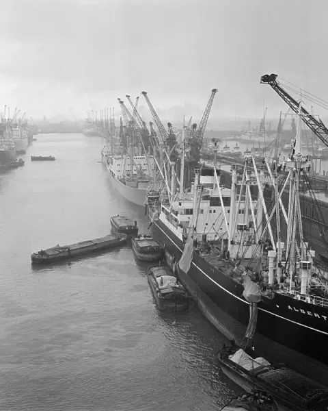King George Dock, Hull, East Yorkshire. March 1965