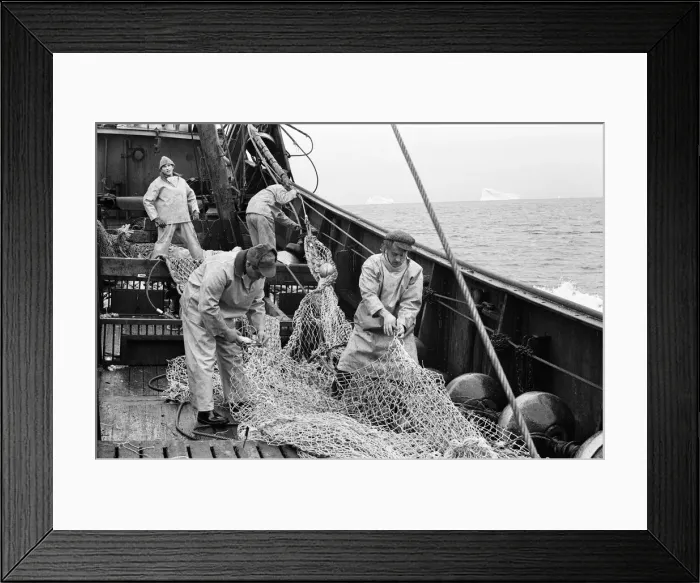 Framed Print : Scenes aboard Hull fishing trawler Ross Orion Framed Print : Scenes aboard Hull fishing trawler Ross Orion