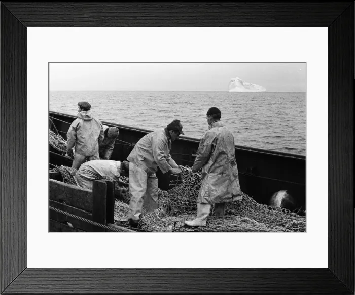 Framed Print : Scenes aboard Hull fishing trawler Ross Orion Framed Print : Scenes aboard Hull fishing trawler Ross Orion