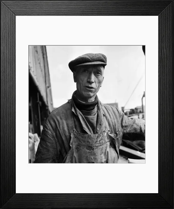 Framed Print : King George Dock, Hull. Mr Harry Kelsey (51) in the fishing docks. March 1965 Framed Print : King George Dock, Hull. Mr Harry Kelsey (51) in the fishing docks. March 1965