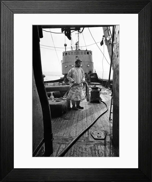 Framed Print : Scenes aboard Hull fishing trawler Ross Orion Framed Print : Scenes aboard Hull fishing trawler Ross Orion