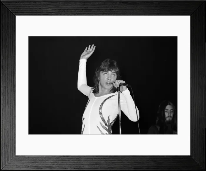 Framed Print : David Cassidy performs at Wembley. 18th March 1973 Framed Print : David Cassidy performs at Wembley. 18th March 1973