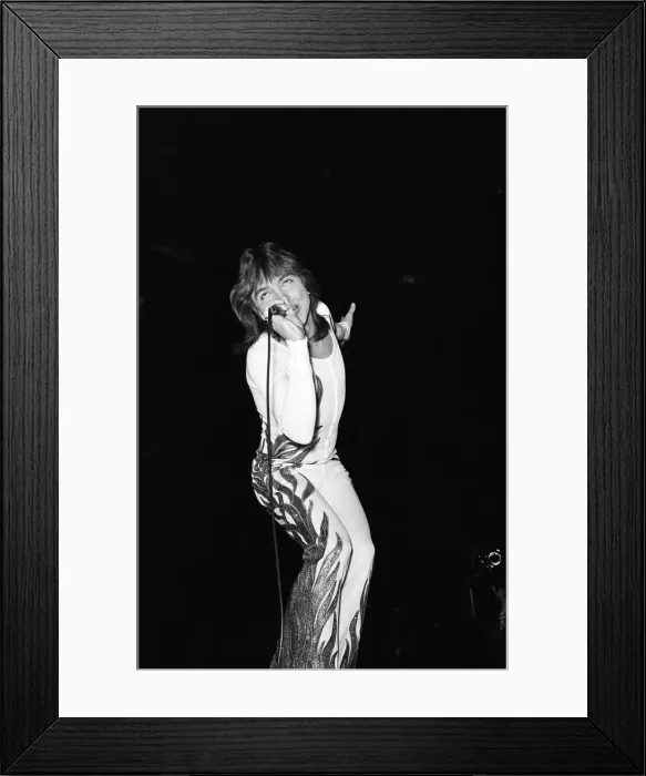 Framed Print : David Cassidy performs at Wembley. 18th March 1973 Framed Print : David Cassidy performs at Wembley. 18th March 1973