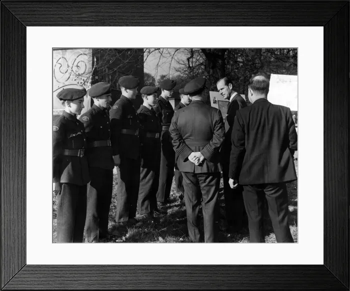 Framed Print : Prince Philip, Duke of Edinburgh visits Liverpool. The boys of 281 squadron Air Training Framed Print : Prince Philip, Duke of Edinburgh visits Liverpool. The boys of 281 squadron Air Training
