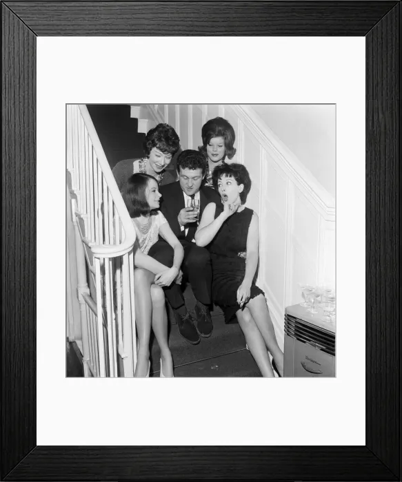 Framed Print : A Valentine Eve cocktail party held by Heather Jenner, wife of Stephen Potter Framed Print : A Valentine Eve cocktail party held by Heather Jenner, wife of Stephen Potter