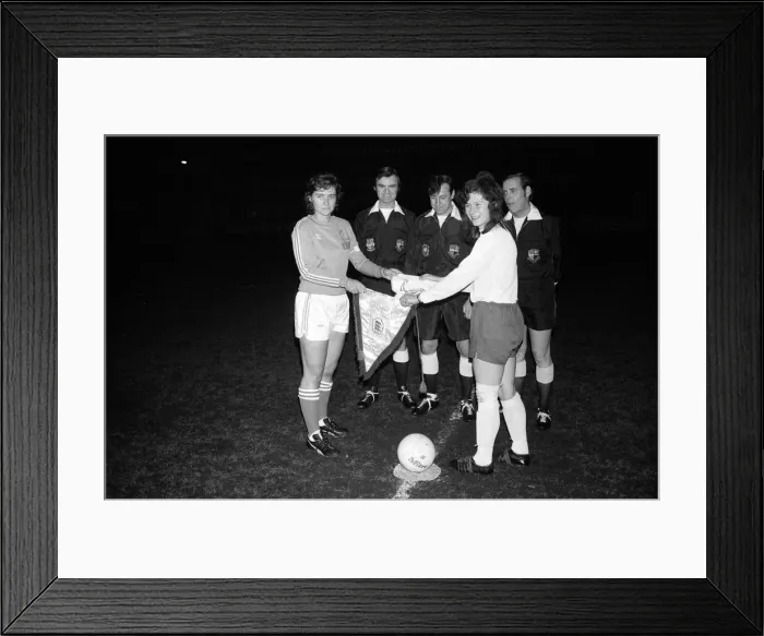Framed Print : Womens International Football, England v France match. Final score 2- 0 to England