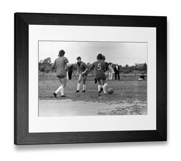 Framed Print : Ladies football match. Southampton Ladies v Beecham Belles from Berkshire Framed Print : Ladies football match. Southampton Ladies v Beecham Belles from Berkshire