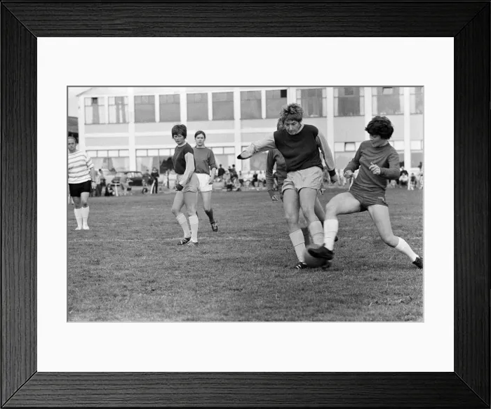 Framed Print : Ladies football match. Southampton Ladies v Beecham Belles from Berkshire Framed Print : Ladies football match. Southampton Ladies v Beecham Belles from Berkshire