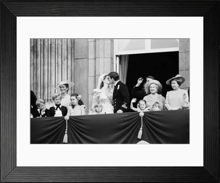 Framed Print : The wedding of Prince Andrew, Duke of York, and Sarah Ferguson Framed Print : The wedding of Prince Andrew, Duke of York, and Sarah Ferguson