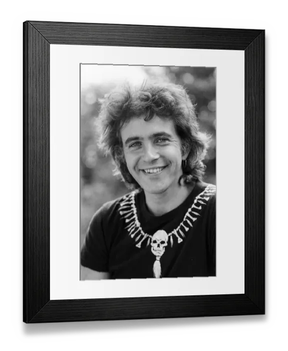 Framed Print : Singer and Actor David Essex. 30th August 1983 Framed Print : Singer and Actor David Essex. 30th August 1983