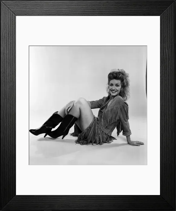 Framed Print : Actress Anne Kirkbride models the latest fashions. 15th July 1981 Framed Print : Actress Anne Kirkbride models the latest fashions. 15th July 1981