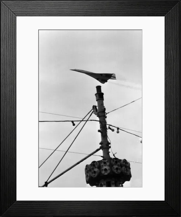 Framed Print : Blackpool came to a standstill as Concorde flew over. Every vantage point was occupied