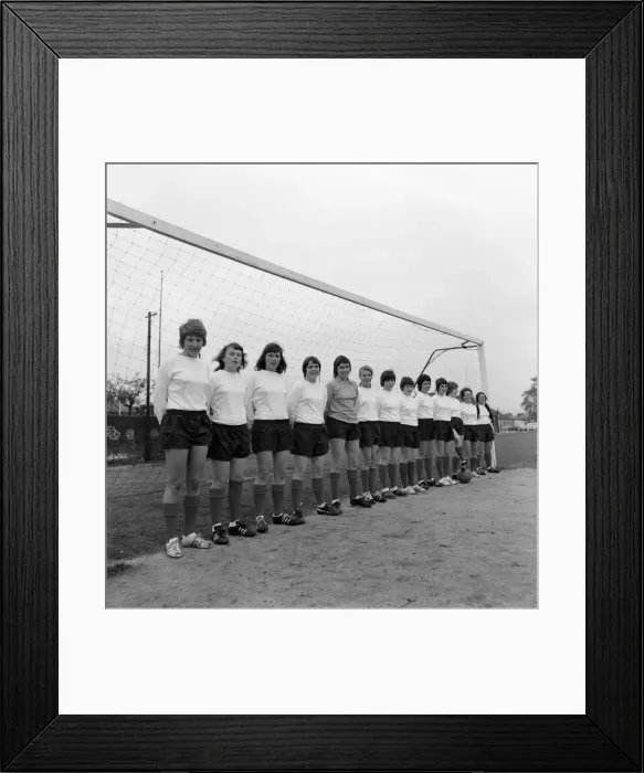 Framed Print : Southampton Ladies Football Club prepare for their big match Framed Print : Southampton Ladies Football Club prepare for their big match