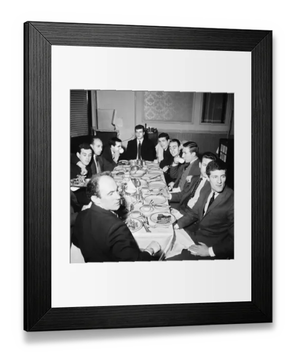 Framed Print : Liverpool Football Team at the Windsor Hotel, Bayswater, London