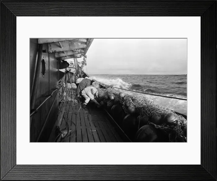 Framed Print : Scenes aboard Hull fishing trawler Ross Orion Framed Print : Scenes aboard Hull fishing trawler Ross Orion