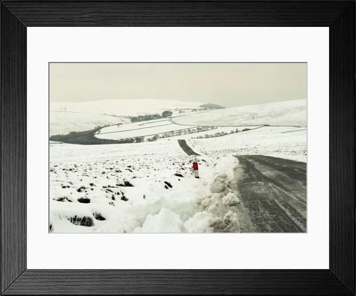 Framed Print : Snow as far as the eye can see in Guisborough. 1st January 1995 Framed Print : Snow as far as the eye can see in Guisborough. 1st January 1995