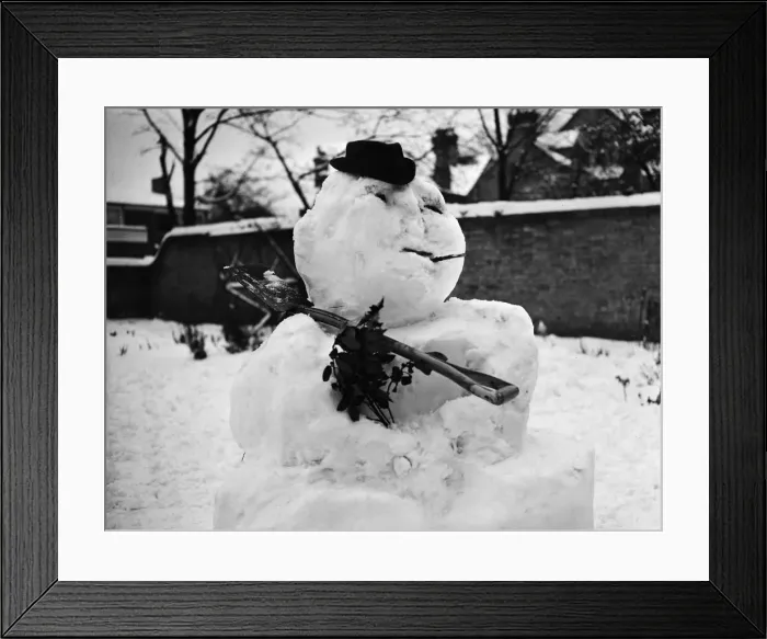 Framed Print : Two young boys from Dry Drayton, Cambridgeshire, take the opportunity of the heavy snow Framed Print : Two young boys from Dry Drayton, Cambridgeshire, take the opportunity of the heavy snow