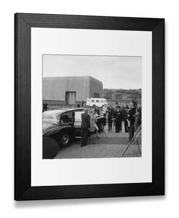 Framed Print : The Royal Mint in Llantrisant, Pontyclun, South Wales, was officially opened by The Queen