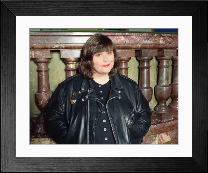 Framed Print : Actress and comedian Dawn French. 1st February 1991 Framed Print : Actress and comedian Dawn French. 1st February 1991