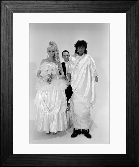 Framed Print : Fashion from comedian Dawn French. Dawn is doing her own thing with a wedding dress Framed Print : Fashion from comedian Dawn French. Dawn is doing her own thing with a wedding dress