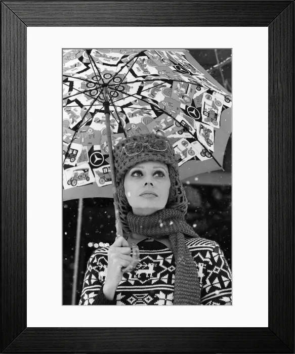 Framed Print : Sophia Loren pictured in Austria where she is filming the MGM movie