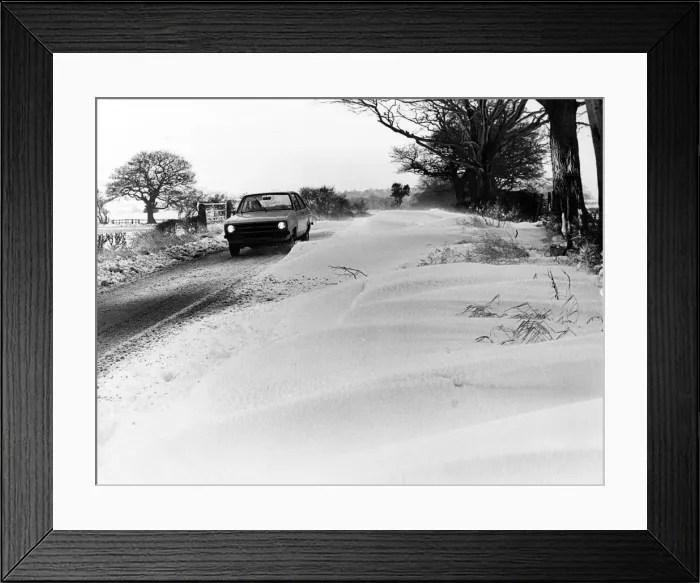 Framed Print : Snow scenes near Kildale. 19th January 1978 Framed Print : Snow scenes near Kildale. 19th January 1978