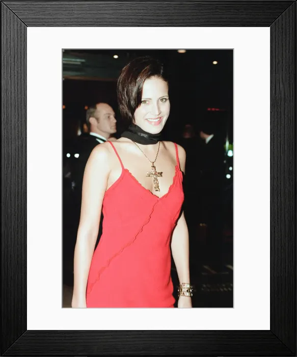 Framed Print : Titanic 1997 film premiere at the Empire in Leicester Square, London