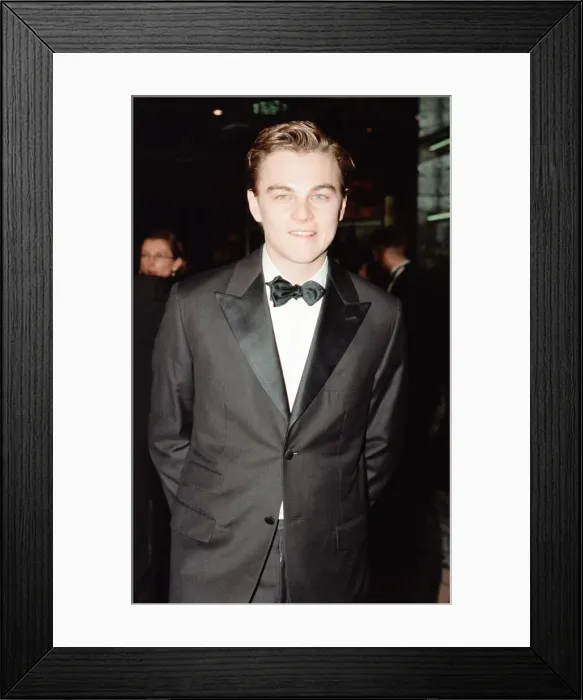 Framed Print : Titanic 1997 film premiere at the Empire in Leicester Square, London