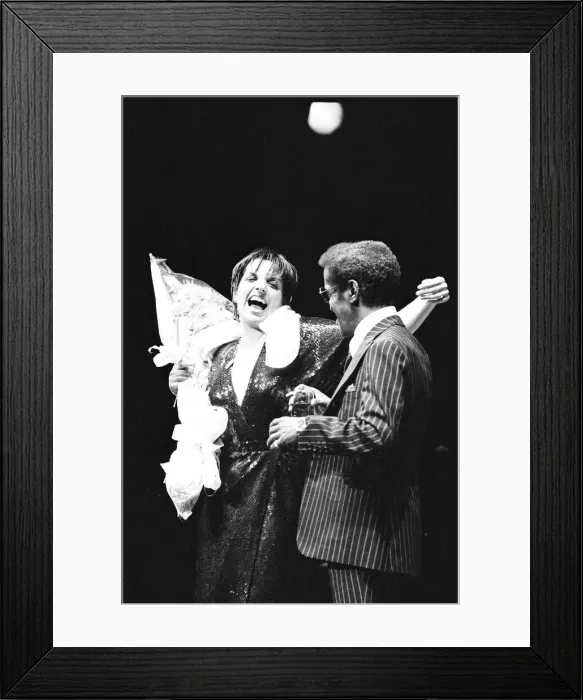 Framed Print : Liza Minnelli performing on stage with Sammy Davis Jr. 10th December 1978