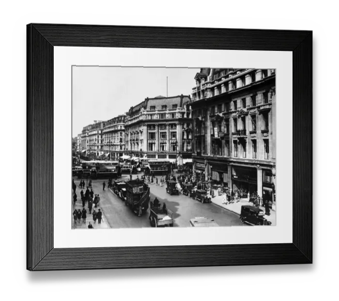 Framed Print : Busy scene in Central London showing the traffic at Regent Street and Oxford Street