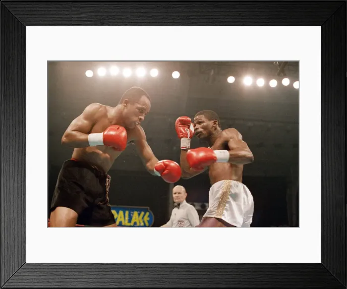 Framed Print : Lloyd Honeyghan vs Marlon Starling for the WBC Welterweight title Framed Print : Lloyd Honeyghan vs Marlon Starling for the WBC Welterweight title