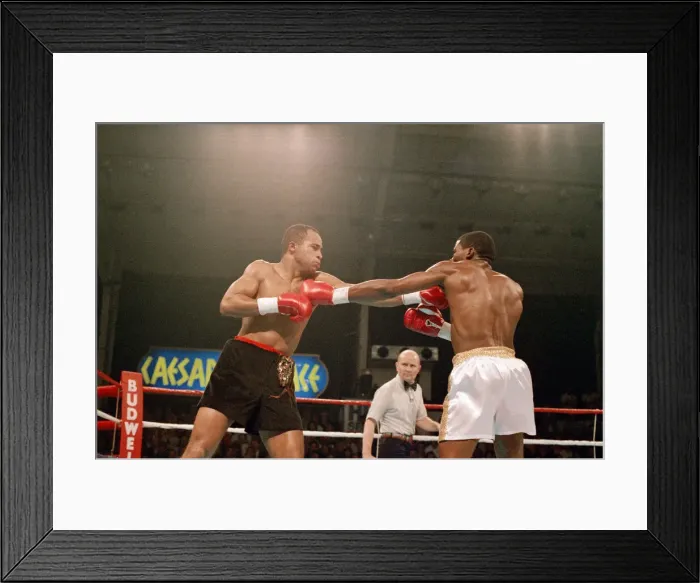 Framed Print : Lloyd Honeyghan vs Marlon Starling for the WBC Welterweight title Framed Print : Lloyd Honeyghan vs Marlon Starling for the WBC Welterweight title